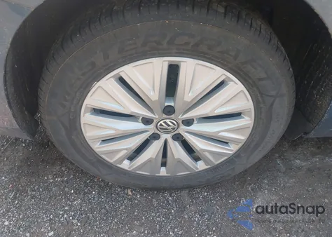 2019 Volkswagen Jetta 1.4T R-Line/1.4T S/1.4T Se from USA, damaged, VIN 3VWC57BU7KM004941